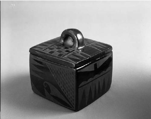 Blackware box