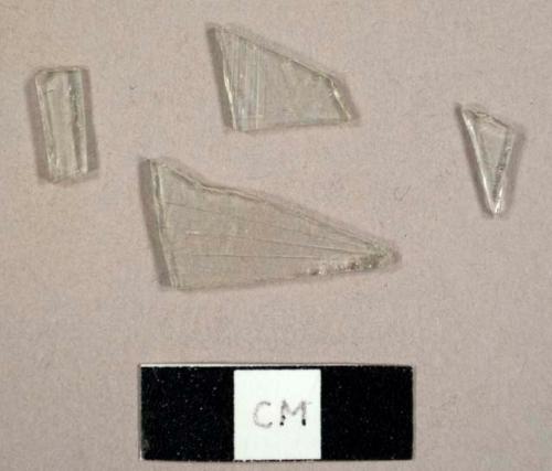 Colorless flat glass fragments