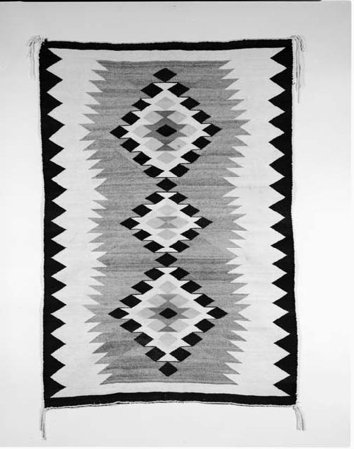 Rug, Two Grey Hills palette (985-27-10/58922)