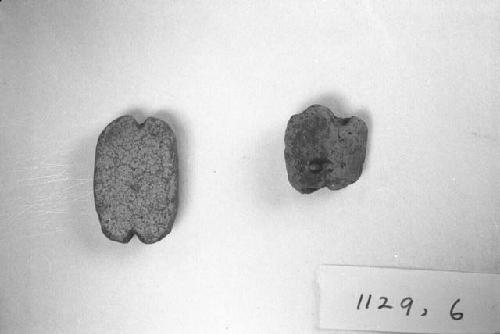 End-notched potsherds  (56-30-20-21-61)