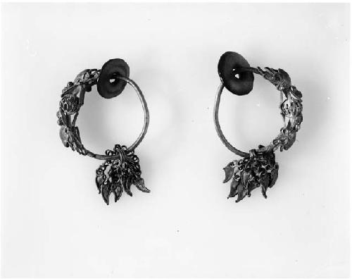 Pair of woman's earrings