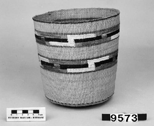 Cylindrical basket from the collection of the parents of L. Frankenstein. Plain twined, false embroidery.