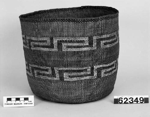 Cylindrical basket. Plain twined walls, false embroidery.