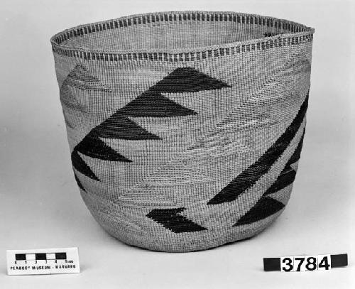 Cylindrical basket, collected 1897. Plain twined, false embroidery.