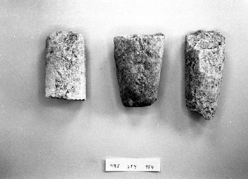 Stone tools (56-30-20/21087)