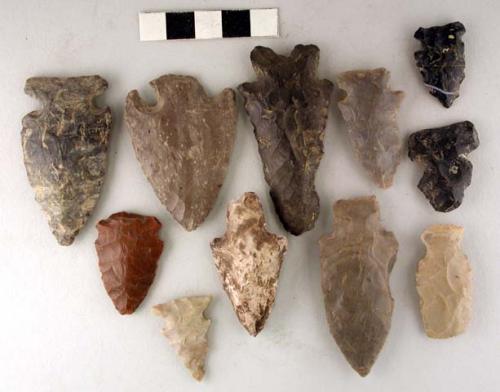 Chipped stone projectile points, various