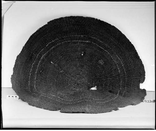 Wakas tray from the collection of G. Nicholson and C. Hartman. Plain and three-strand twined, overlay.