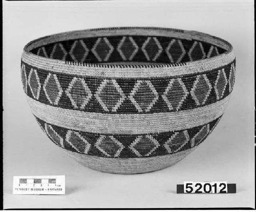 Mush or cooking bowl collected through G. Nicholson, 1898-1910. Coiled, bundle foundation.