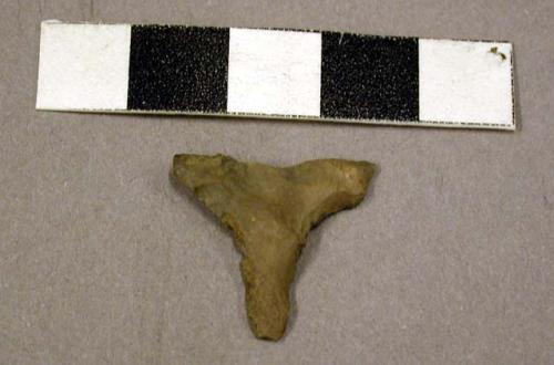 Chipped stone projectile point or small drill, lanceolate