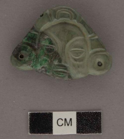 Fragments of jadeite tablets and ornaments