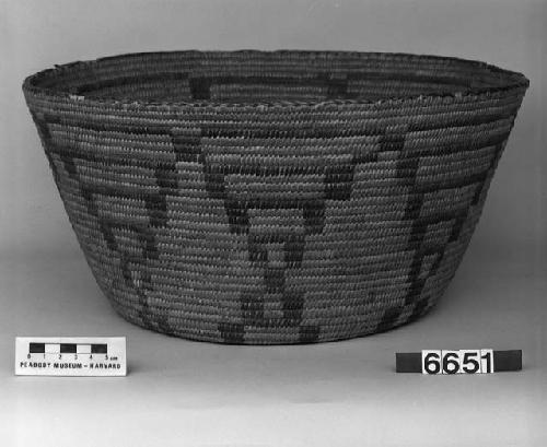 Flared bowl from the collection of the Tappan family.