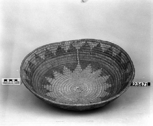 Shallow basket bowl