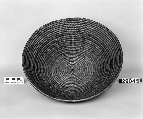 Shallow basket bowl