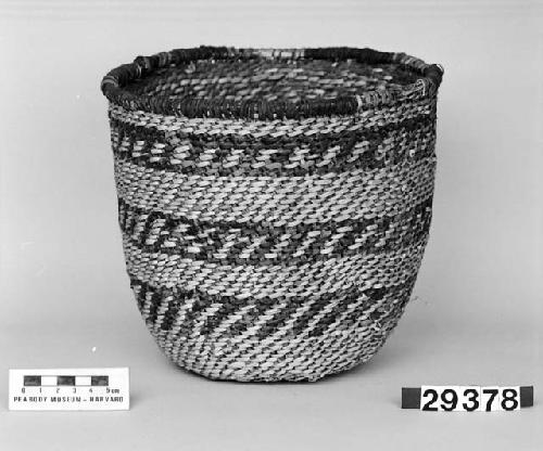 Cylindrical basket