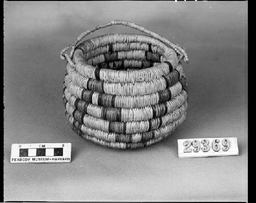 Lidded globular basket from the collection of E.H. Washburn