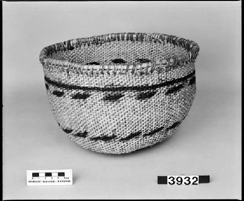 Cooking bowl from the collection of W.Z. Park. Diagonal twined.