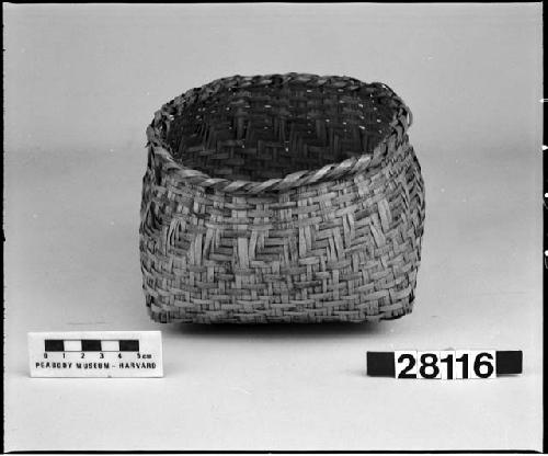 Utilitarian basket from the collection of E. Jackson. Twill plaited.