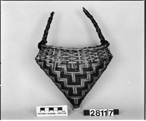 Heart-shaped or "cownose" basket. From the collection of E. Jackson. Twill plaited.