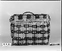 Covered rectangular basket. From unknown collection. Plain plaited.