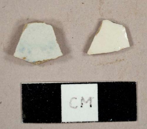 White salt-glazed stoneware sherds