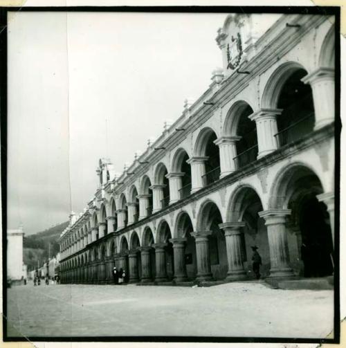 Scan of photograph from Judge Burt Cosgrove photo album.Palacio de los Capitanes Generals Built 1763. Still bears coat of arms of Spain