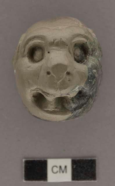 2 fragments of jade jaguar head