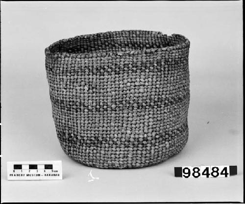 Cylindrical basket, ca. 1860 (30-12-10/98484)