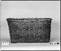 Rectangular basket. From the collection of M.R. Harrington. Plain plaited walls.
