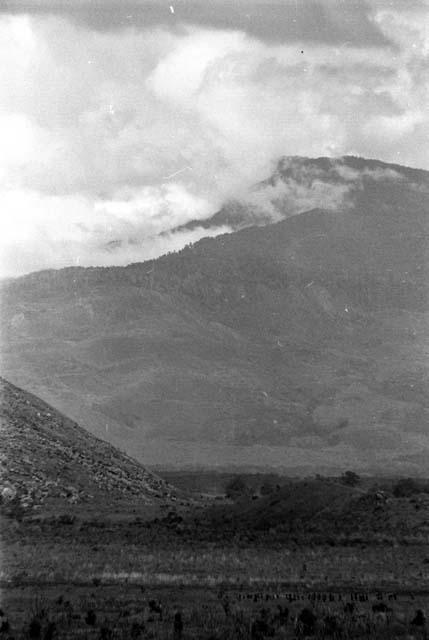 Samuel Putnam negatives, New Guinea; Wittaia army down-shot from the Watibara