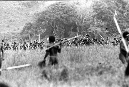 Samuel Putnam negatives, New Guinea; on the Tokolik; enormous army of Wittaia charging towards the WW