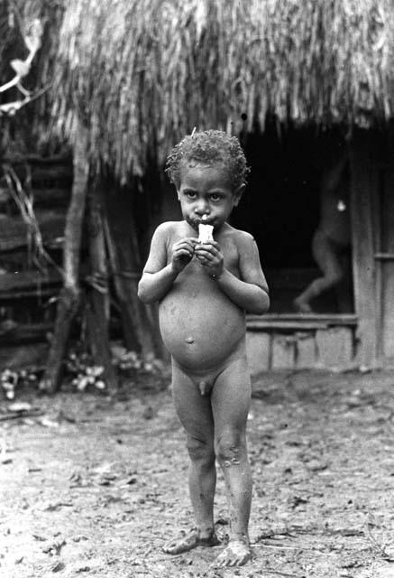 Samuel Putnam negatives, New Guinea; portrait of a little boy in Wuperainma I; Yege Asuk's little boy