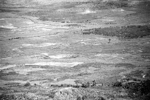 Samuel Putnam negatives, New Guinea; view of the valley from Tukumba