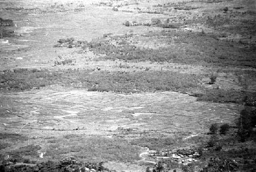 Samuel Putnam negatives, New Guinea; view of the valley from Tukumba