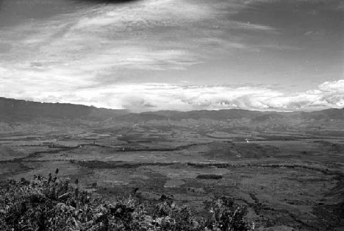 Samuel Putnam negatives, New Guinea; scenic shot