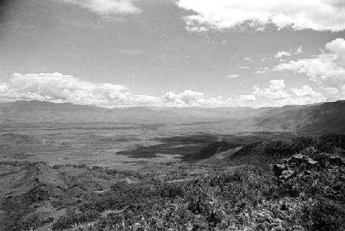 Samuel Putnam negatives, New Guinea; scenic shot towards the north