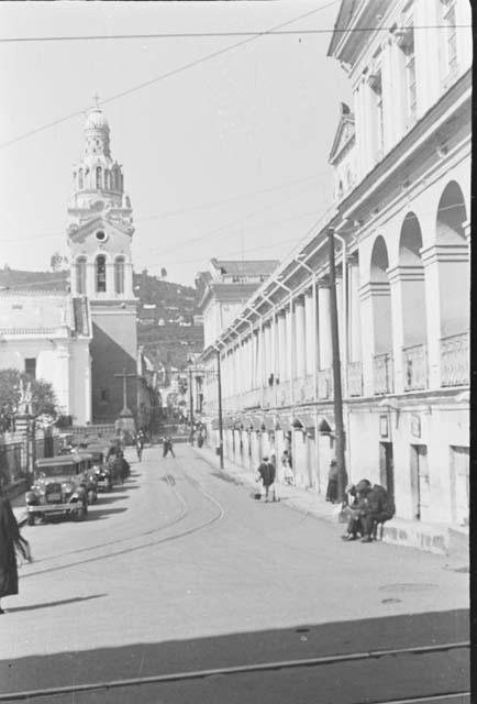 Plaza de Independencia -- government palace at right; cathedral in background