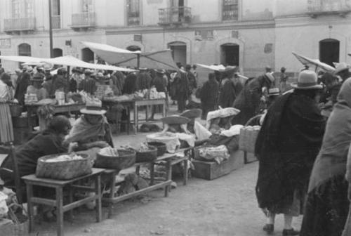 Market Scenes