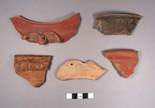 5 rim potsherds