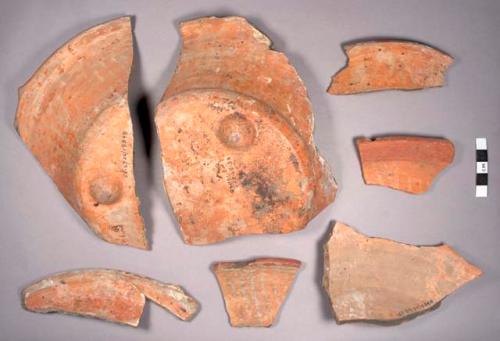 9 potsherds - Usulatan types