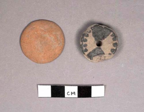 Pottery discs (dice?)