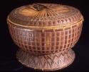 Basket with lid