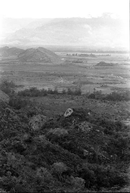 View from below Dlogopatek across Valley