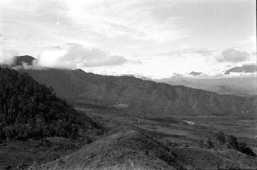 same. of Mountain Wall from behind.