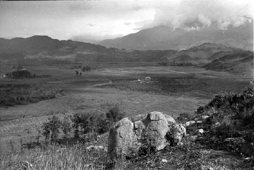 Hy Lake's CAMA station and strip in center of photo.