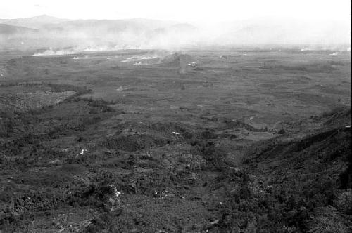 view across Neighborhood; from Tutoba to Dugum