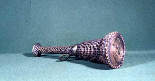 Nsha ne mbangu, brass and copper rattle