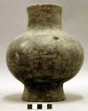Ceramic complete vessel, platform base, medium neck, plain