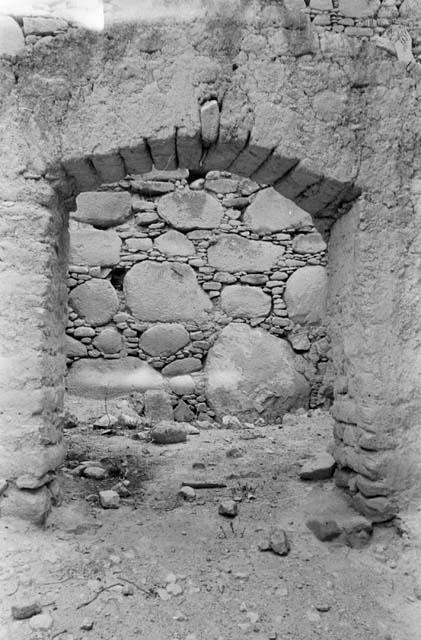 Aboriginal masonry, Wilca Wain near Caras