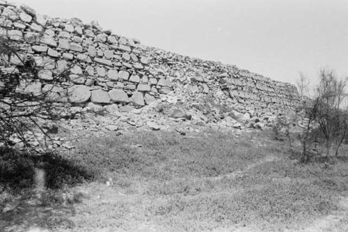 Huge unnamed site with megalithic masonry discovered by Tello, east of Sechin, Casma Valley