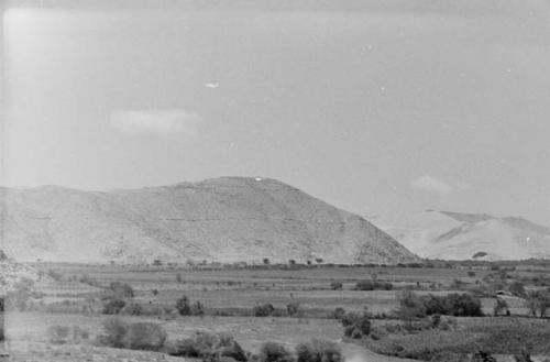 Huge unnamed site with megalithic masonry discovered by Tello, east of Sechin, Casma Valley